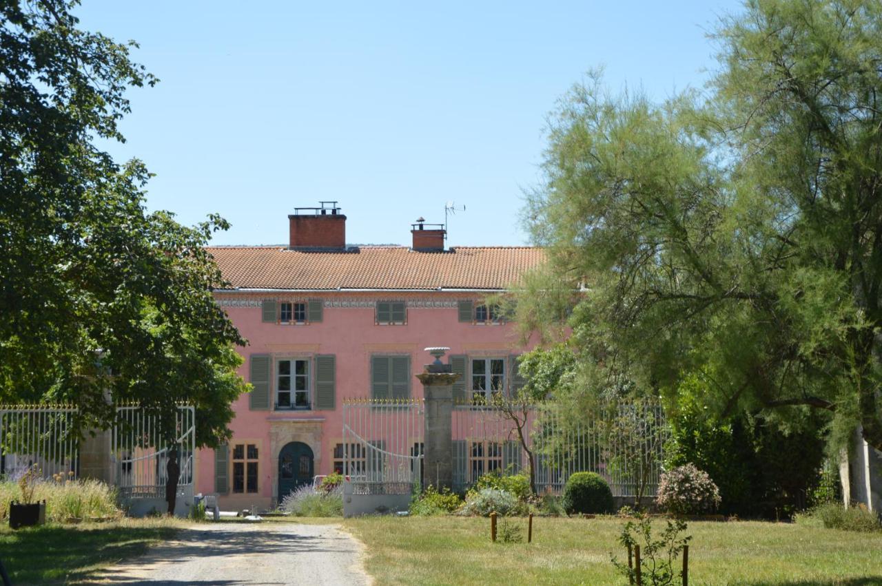 La Sauvetat Domaine De Chalaniat住宿加早餐旅馆 外观 照片